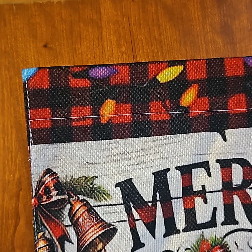 Garden Flag, Chickens, Merry Christmas - Picture 4 of 4